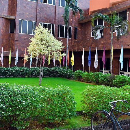 Hotel Triveni Balangir エクステリア 写真