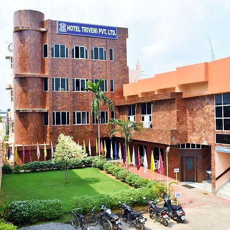 Hotel Triveni Balangir エクステリア 写真