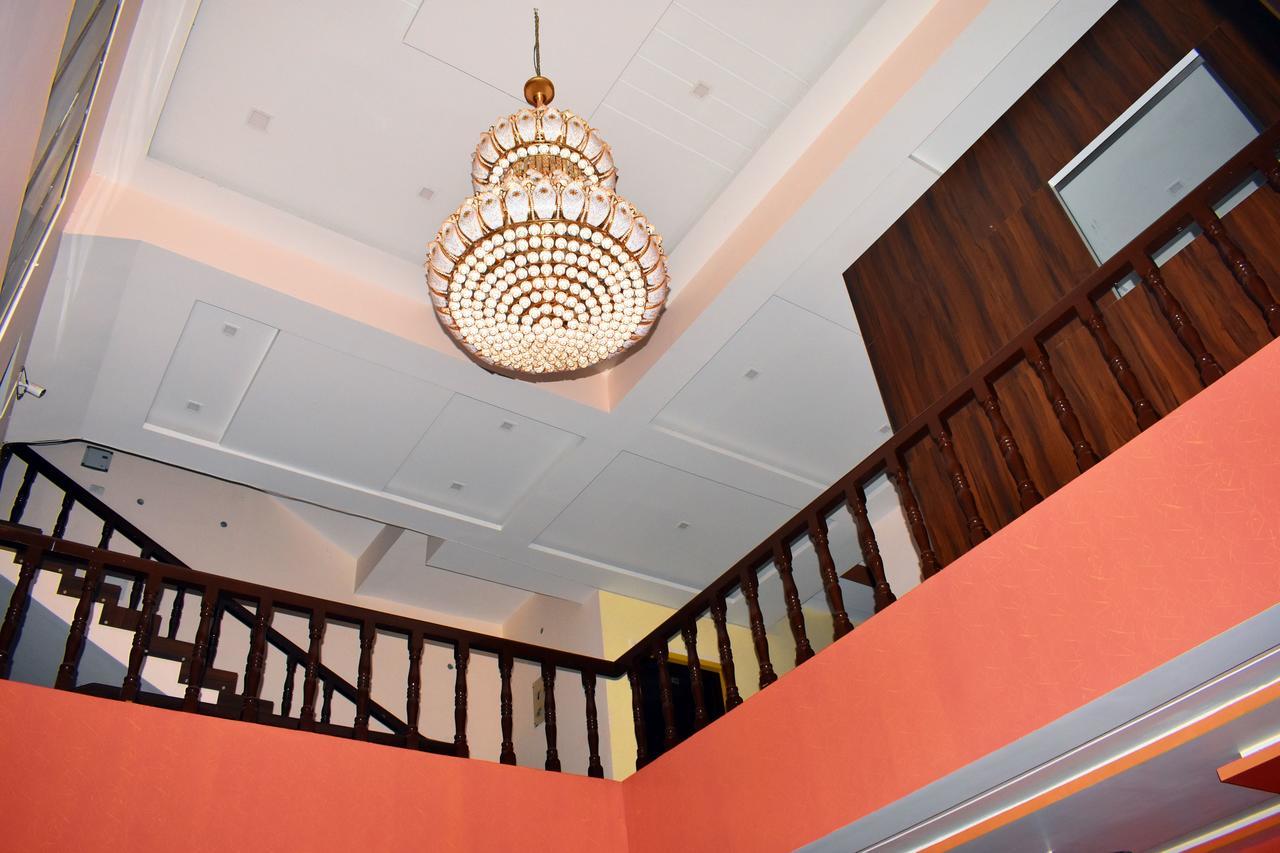 Hotel Triveni Balangir エクステリア 写真